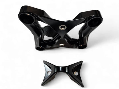 Elektric Offroad Designs 2017-2021 Can Am X3 Maverick EOD Radius Rod Plate with Tow Hook Black